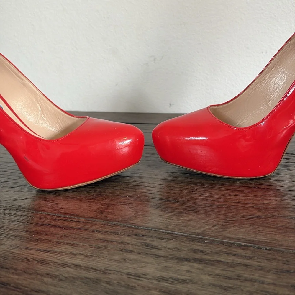 [Prada] Authenticated Red Patent Leather Stiletto Pump Heels Women’s EU 38, US 8 - Picture 8 of 15